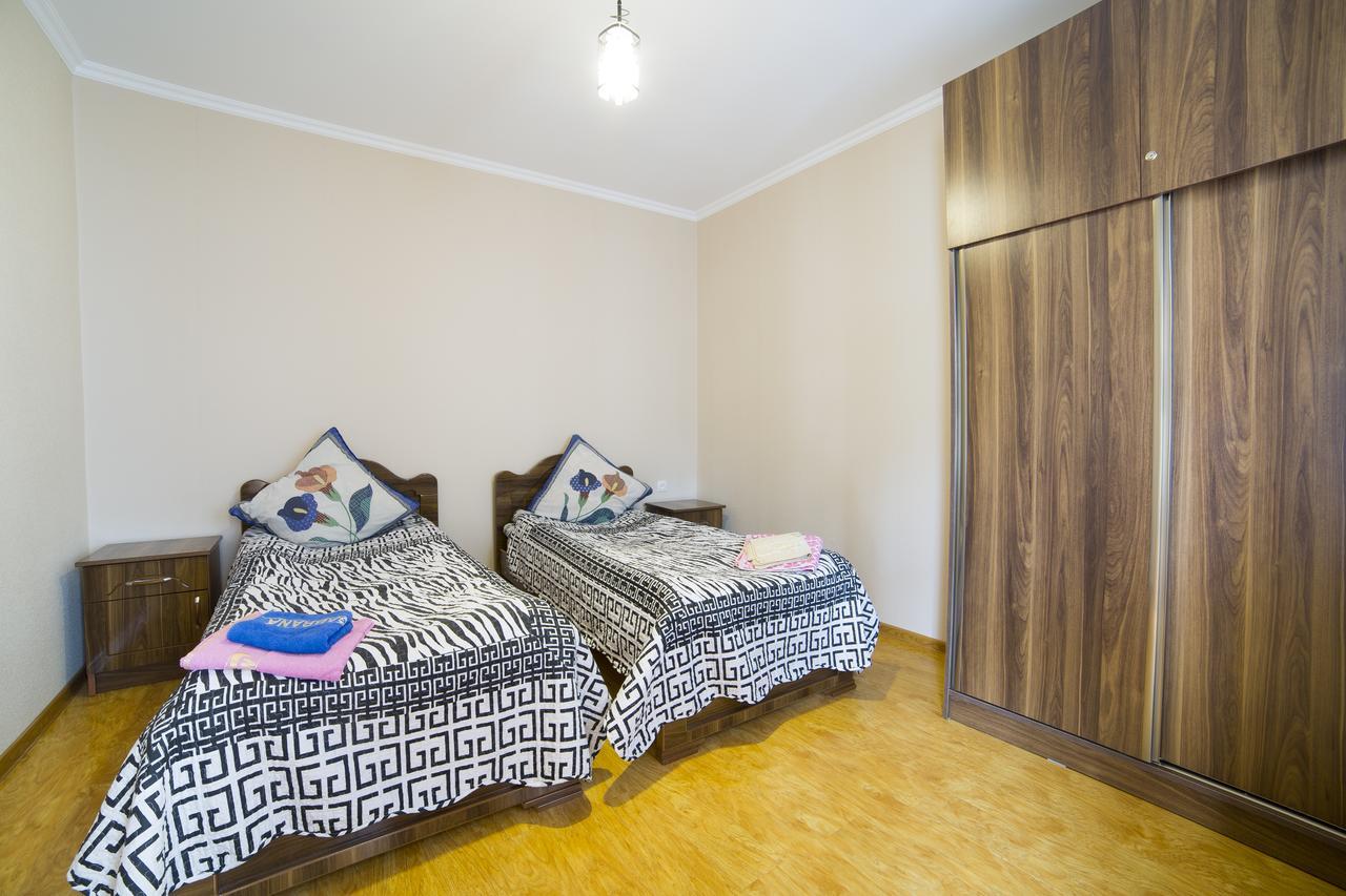 Anastasia Guesthouse Borjomi Bagian luar foto